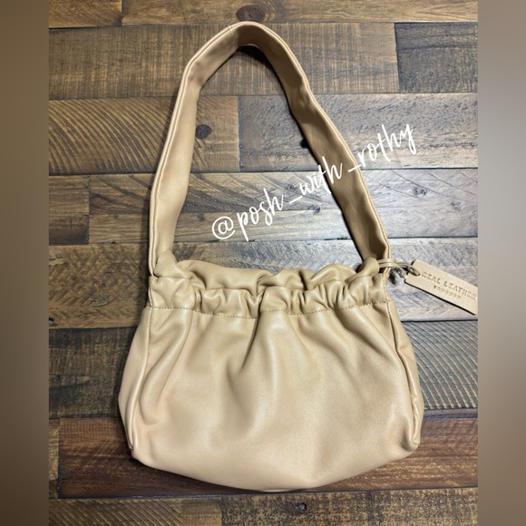 Topshop Ruched Leather Bag - Picture 4 of 10